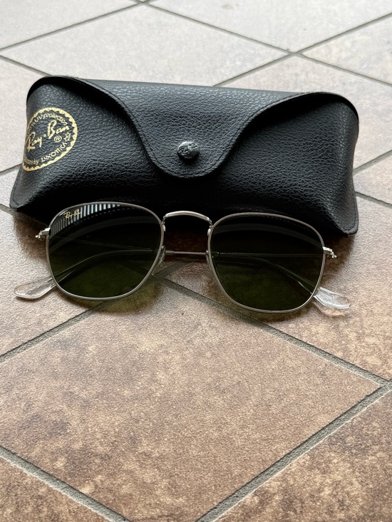Ray-Ban Silver Metal Sunglasses with Green Lenses